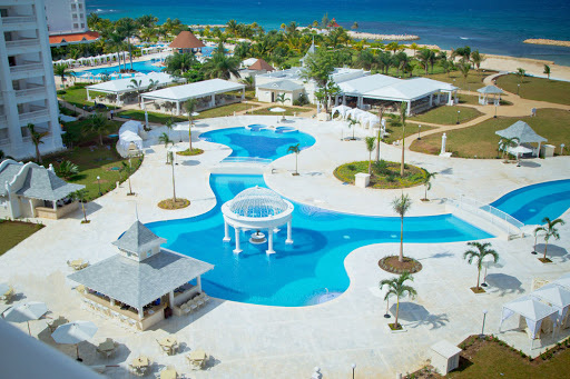 Book your wedding day in Bahia Principe Luxury Runaway Bay – Adults Only
